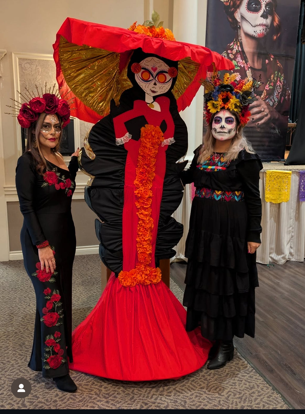Giant La Muerte Piñata – Elegant Red Dress & Hat (1.8m)