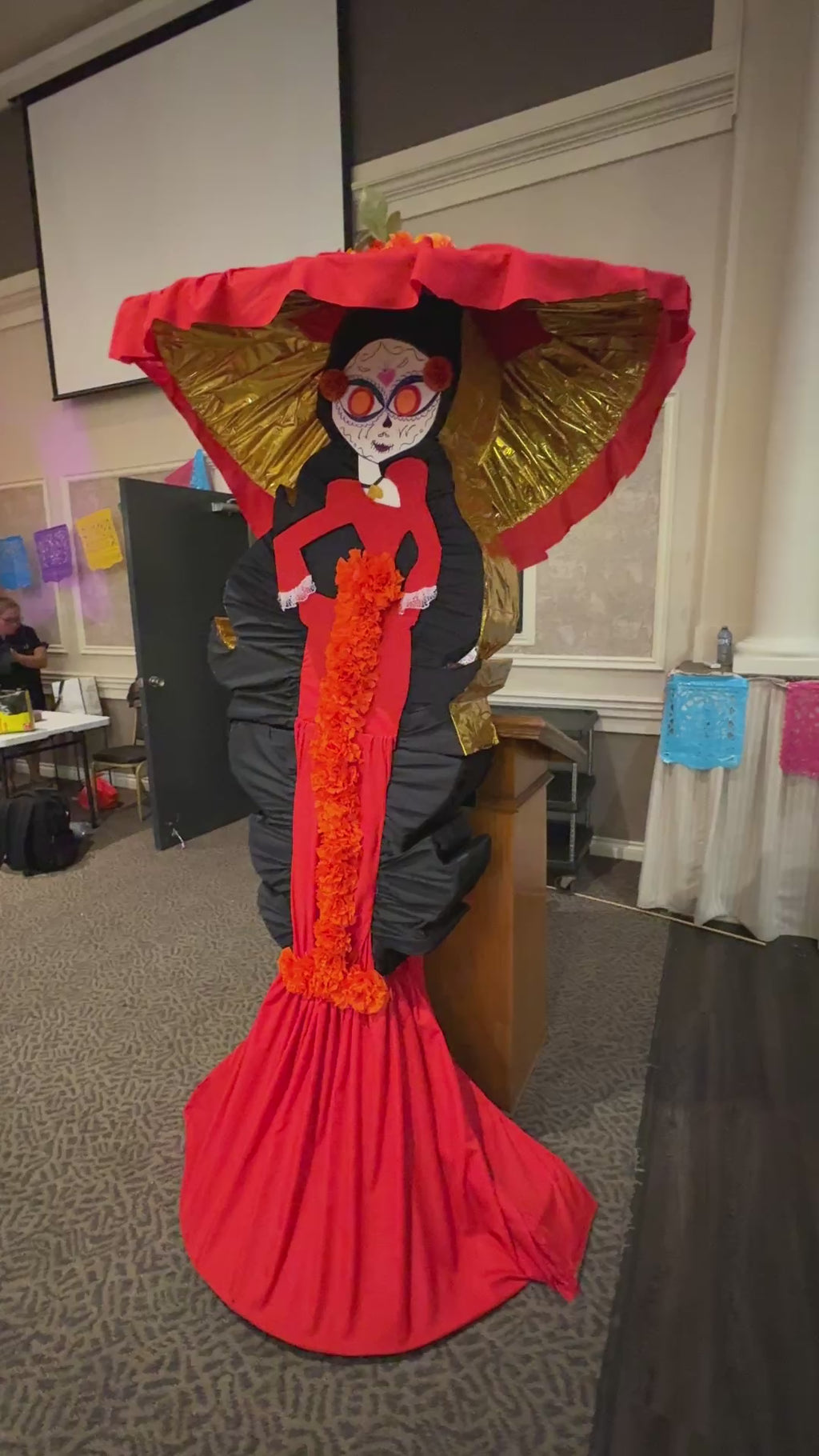 Giant La Muerte Piñata – Elegant Red Dress & Hat (1.8m)