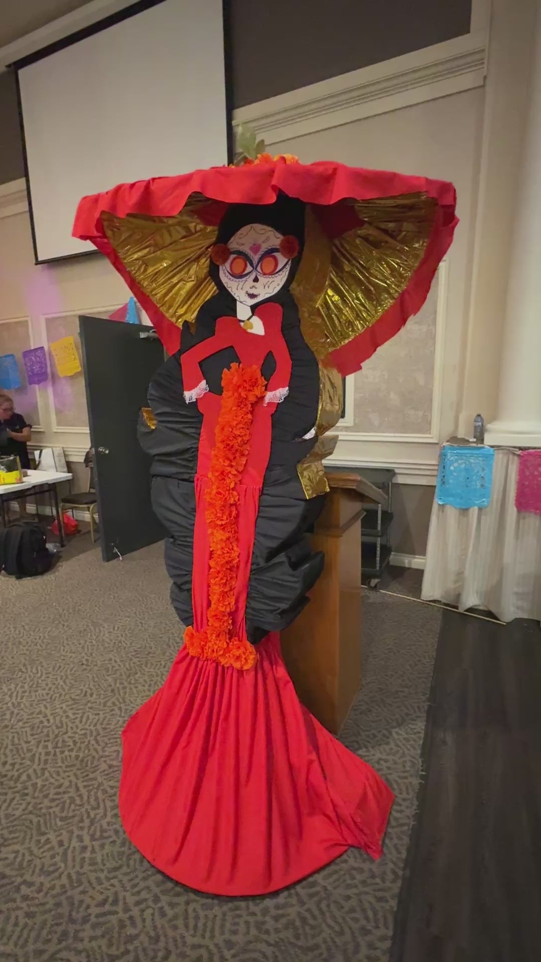 Giant La Muerte Piñata – Elegant Red Dress & Hat (1.8m)